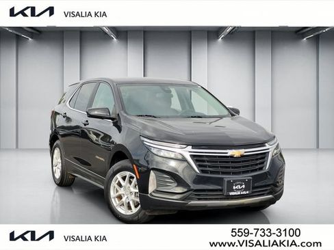 Used 2023 Chevrolet Equinox LT FWD image 1