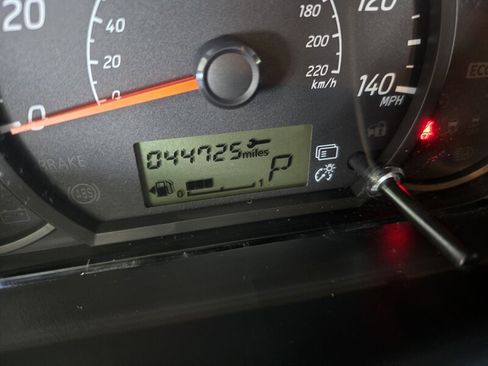 Used 2024 Mitsubishi Mirage ES FWD image 23