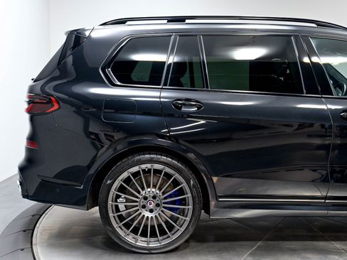 Used 2023 BMW ALPINA XB7 AWD/4WD image 19