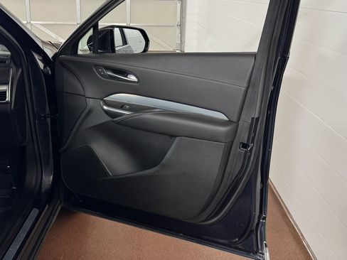 Used 2022 Cadillac XT4 Premium Luxury w/ Enhanced Visibility Package image 41