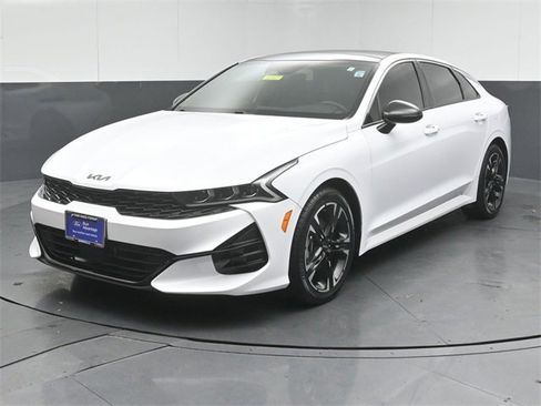 Used 2023 Kia K5 GT-Line image 3