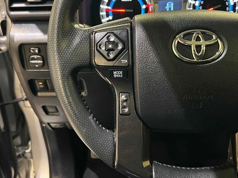 Used 2019 Toyota 4Runner TRD Off-Road Premium image 22