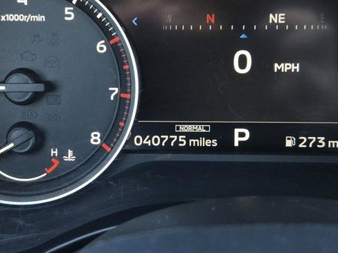 Used 2024 Mitsubishi Outlander SE image 23