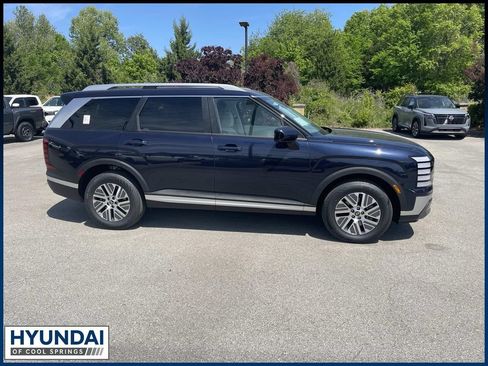 New 2026 Hyundai Palisade FWD Hybrid image 2