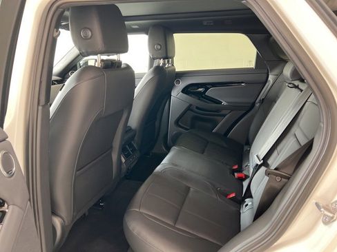 Used 2025 Land Rover Range Rover Evoque S image 37