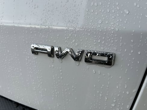 Used 2025 Ford Escape Active AWD/4WD image 9