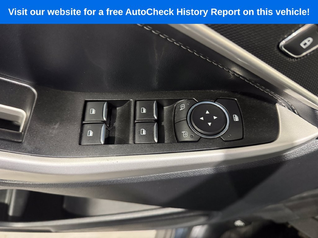 Used 2022 Ford Explorer XLT AWD/4WD image 16