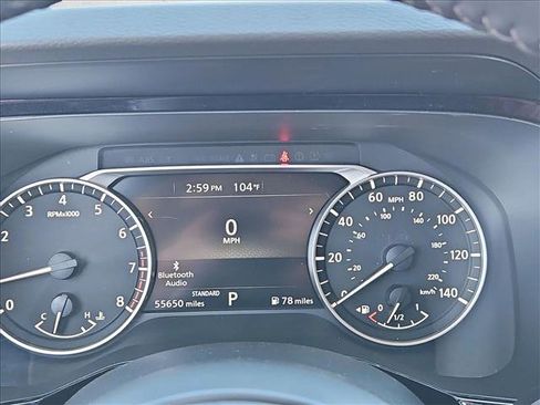 Used 2024 Nissan Pathfinder SV FWD image 13