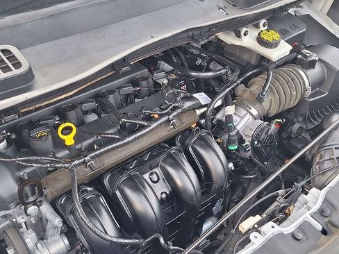 Used 2017 Ford Escape S image 27