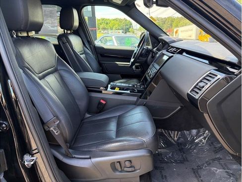 Used 2019 Land Rover Discovery SE AWD/4WD image 15