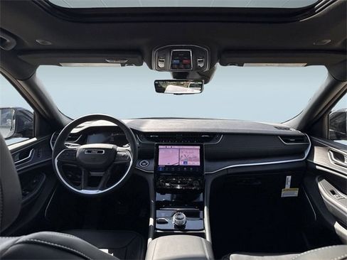 New 2025 Jeep Grand Cherokee L Limited w/ Luxury Tech Group II image 14