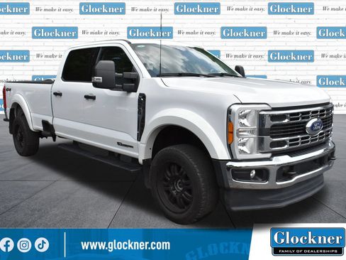 Used 2024 Ford F350 XLT AWD/4WD image 3