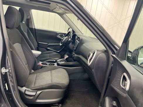 Used 2020 Kia Soul GT-Line w/ GT 2.0L Power Sunroof Package FWD image 21