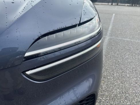 New 2026 Genesis GV70 2.5T Advanced image 3