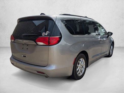 Used 2021 Chrysler Voyager Lxi FWD image 5