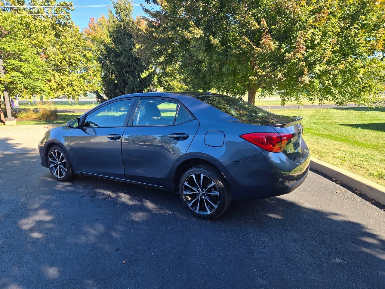 Used 2017 Toyota Corolla SE w/ SE Premium Package FWD image 8