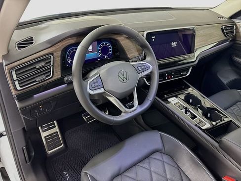 New 2026 Volkswagen Atlas SEL Premium R-Line AWD/4WD image 9