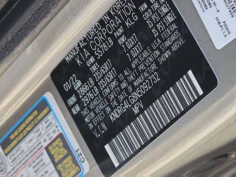 Used 2022 Kia Sorento S FWD image 25