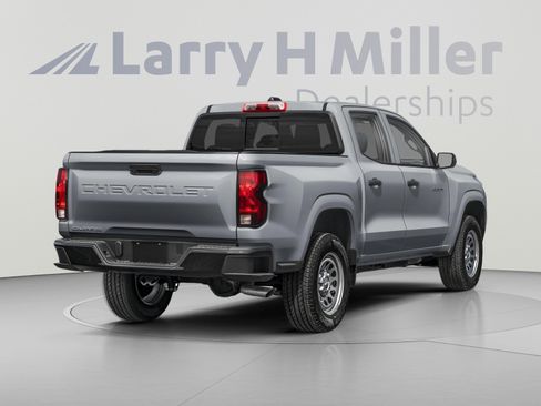 New 2026 Chevrolet Colorado Trail Boss AWD/4WD image 2