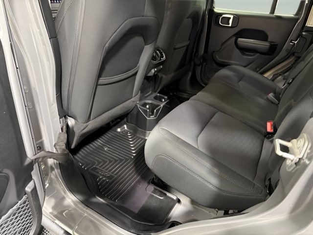 Used 2020 Jeep Wrangler Unlimited Sport AWD/4WD image 30