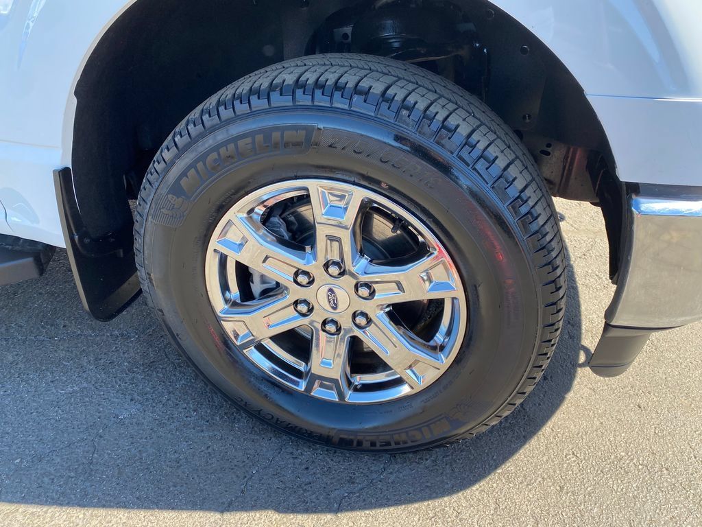 Used 2023 Ford F150 XLT w/ XTR Package AWD/4WD image 31