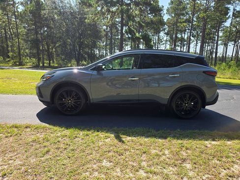 Used 2022 Nissan Murano SL AWD/4WD image 2