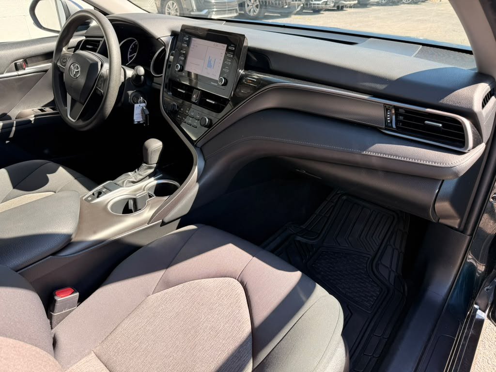 Used 2021 Toyota Camry LE AWD/4WD image 24