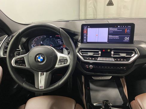 Used 2023 BMW X4 xDrive30i w/ M Sport Package image 2