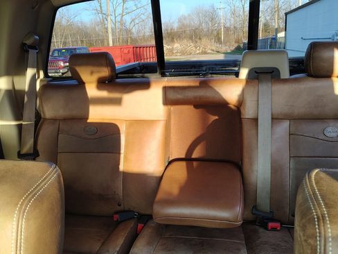 Used 2005 Ford F150 King Ranch image 19