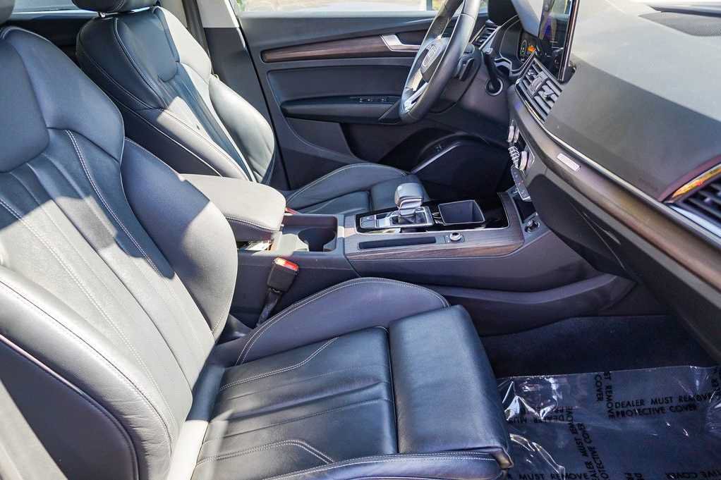 Used 2023 Audi Q5 e Premium AWD/4WD image 19