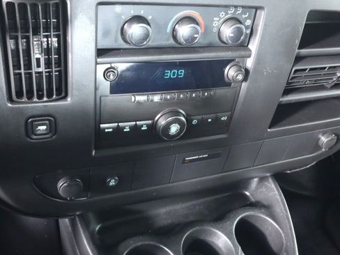 Used 2013 Chevrolet Express 1500 RWD image 13