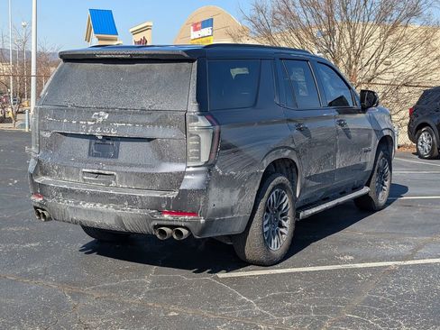 Used 2025 Chevrolet Tahoe Z71 w/ Comfort Package image 3