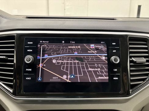 Used 2021 Volkswagen Atlas SEL AWD/4WD image 36