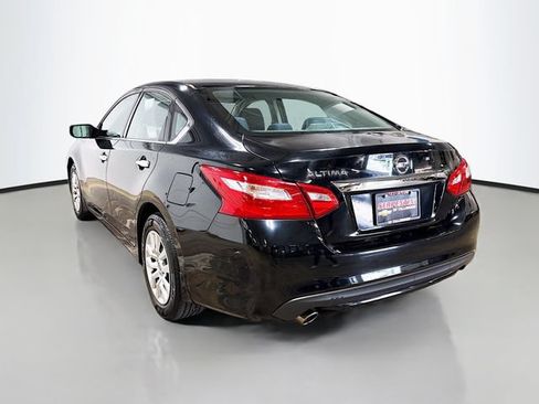 Used 2016 Nissan Altima 2.5 S w/ Power Driver Seat Package FWD image 9