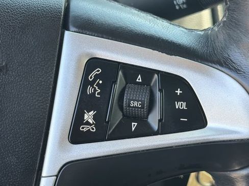 Used 2017 Chevrolet Equinox LT w/ Convenience Package FWD image 21