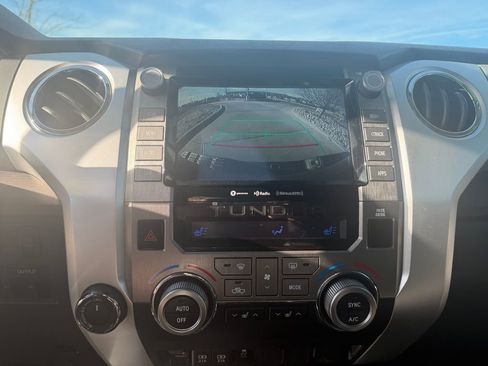 Used 2020 Toyota Tundra Limited image 17