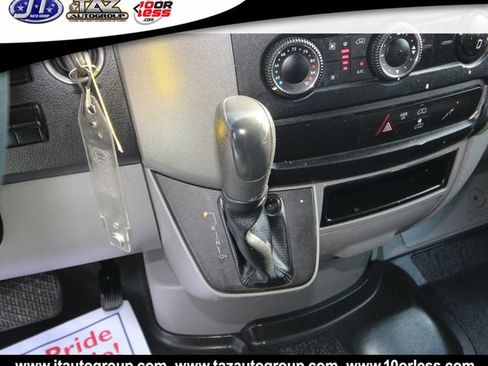 Used 2013 Freightliner Sprinter 3500 RWD image 21