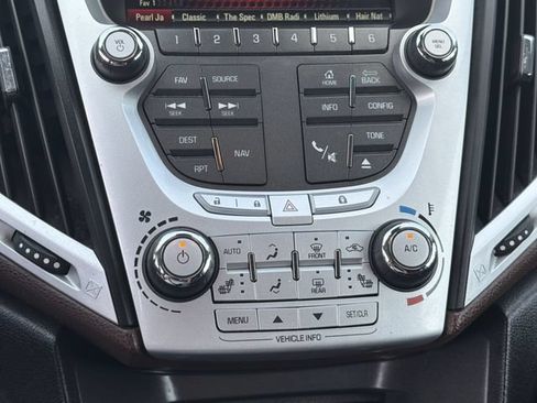 Used 2012 GMC Terrain SLT FWD image 31