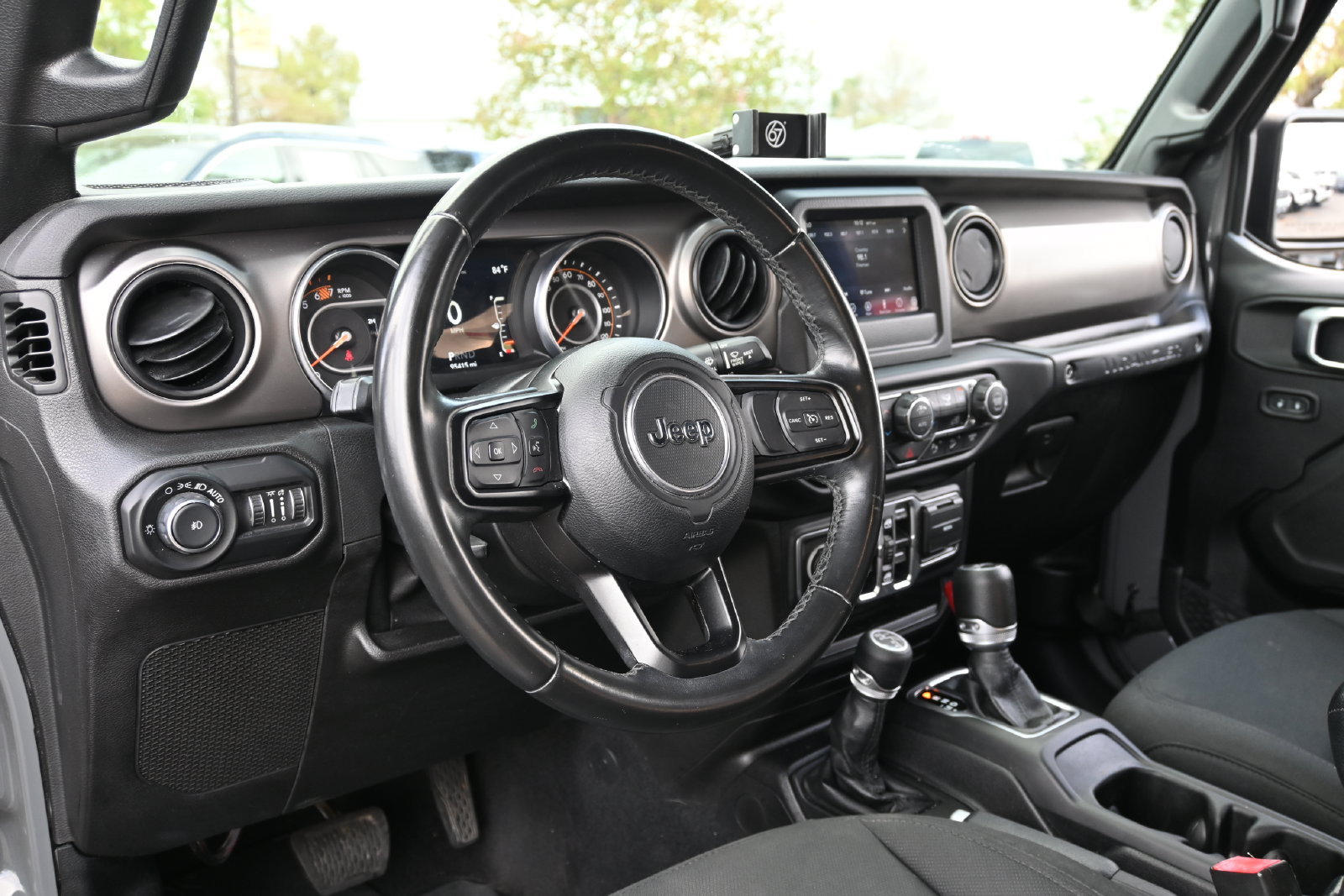 Used 2019 Jeep Wrangler Unlimited Sport S AWD/4WD image 17