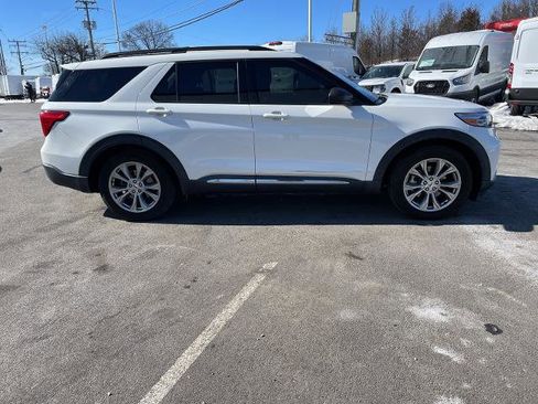 Certified 2021 Ford Explorer XLT w/ Equipment Group 202A image 2