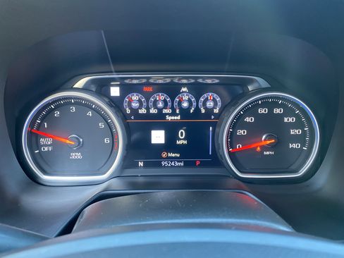 Used 2021 Chevrolet Tahoe Premier image 22