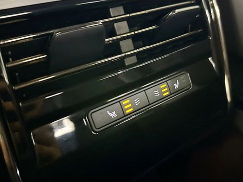 Used 2024 Land Rover Range Rover Sport SE AWD/4WD image 22