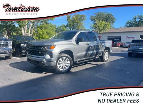 Used 2025 Chevrolet Silverado 1500 Custom AWD/4WD image 1