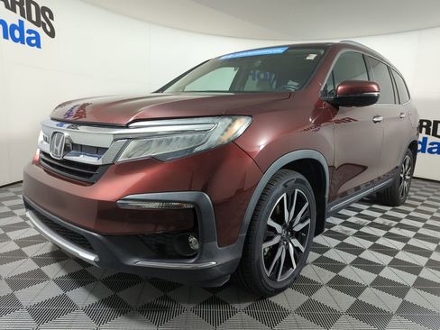 Used 2019 Honda Pilot Touring image 1
