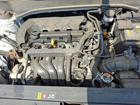 Used 2020 Hyundai Venue SEL image 29