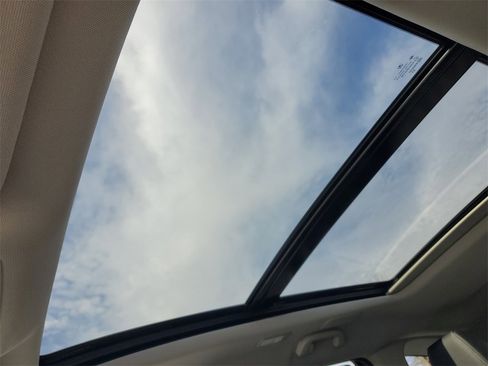 Certified 2025 Acura MDX w/ Technology Package image 33