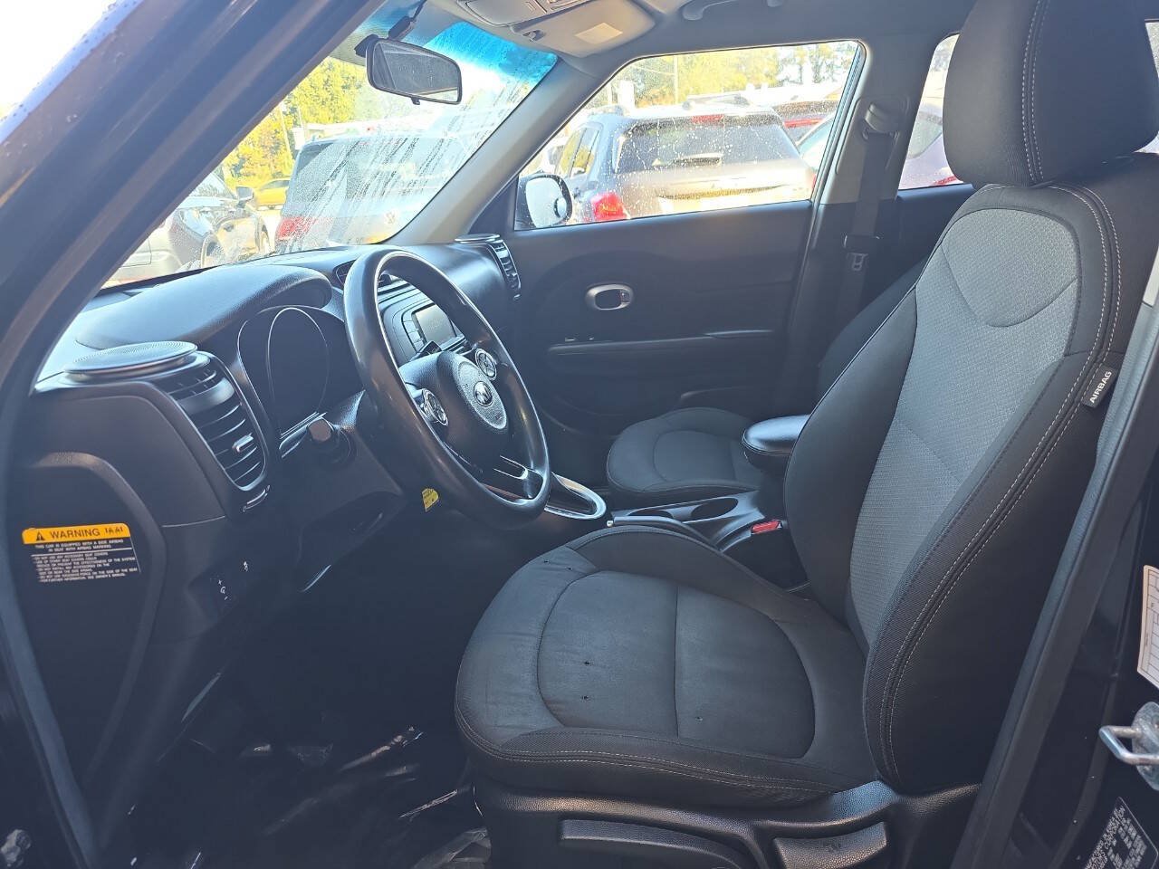 Used 2017 Kia Soul + FWD image 6