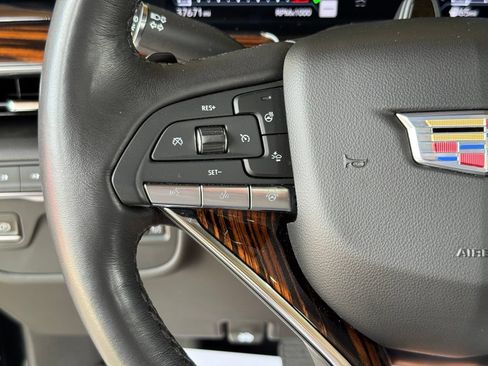 Used 2023 Cadillac Escalade Premium Luxury AWD/4WD image 26