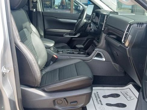 Used 2024 Ford Ranger Lariat w/ FX4 Off-Road Package AWD/4WD image 4