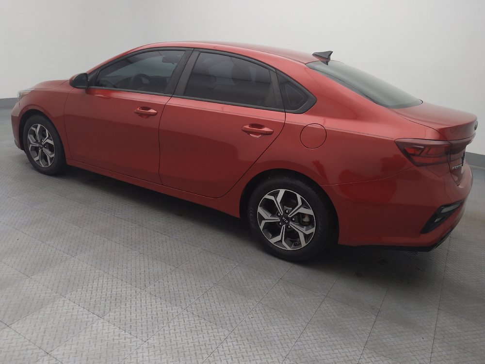 Used 2019 Kia Forte LXS FWD image 3